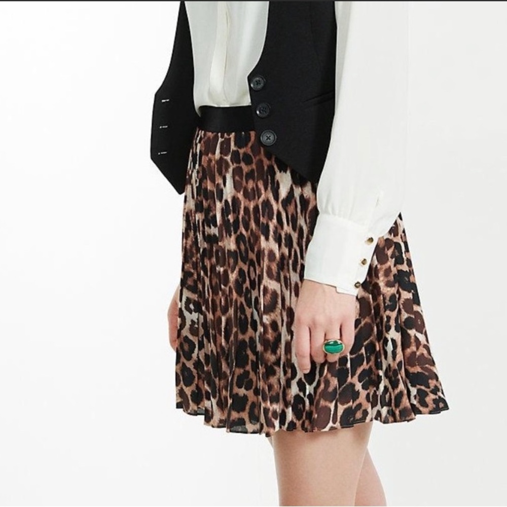 Express Pleated Mini Leopard Skirt, XS